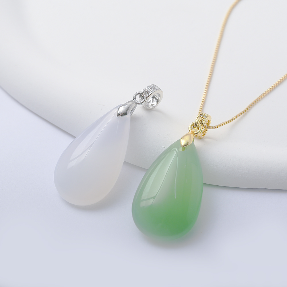 金メッキクラスプ付きマイクロ舗装キュービックブレスレット,真 - Ice Pick Pick のレビューと価格